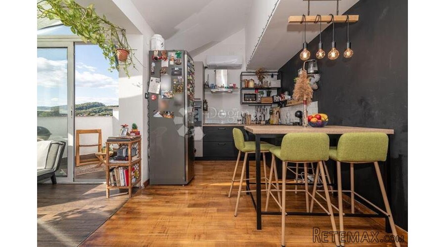 Zagreb, Bijenik, prekrasan četverosoban stan 107 m2, pogled - 2