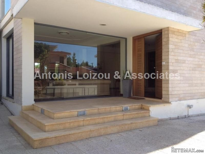 Five bed en suite House on double plot..