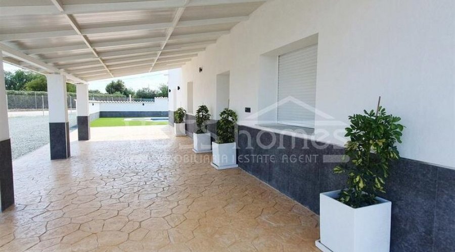 NEW LISTING TO VOSS HOMES - A large, recently modernized 5.. - 2