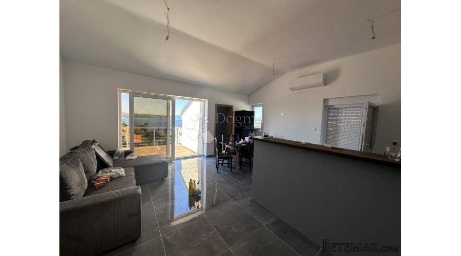 Kuća sa 6 apartmana 550m2 u blizini mora - 3