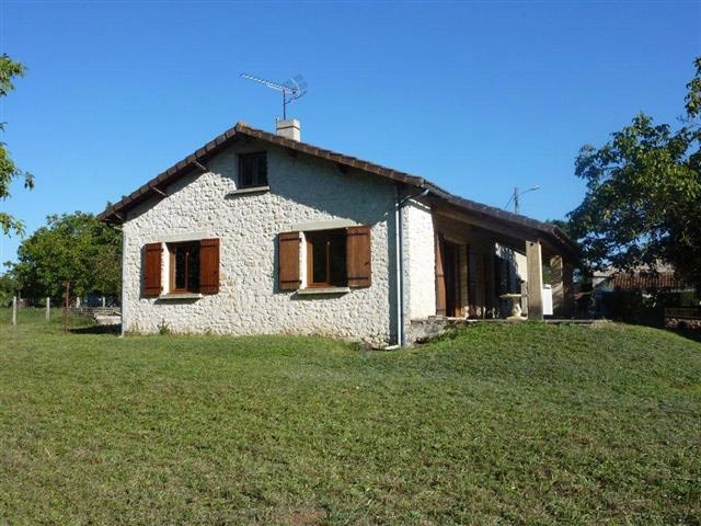 Modern Bungalow With Large Garden In..