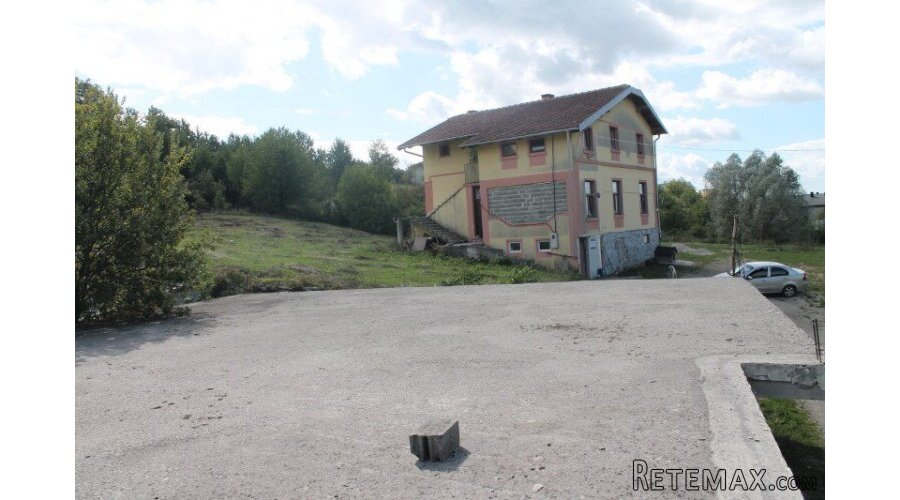Zemljište za investitore Centar Cazin - 21