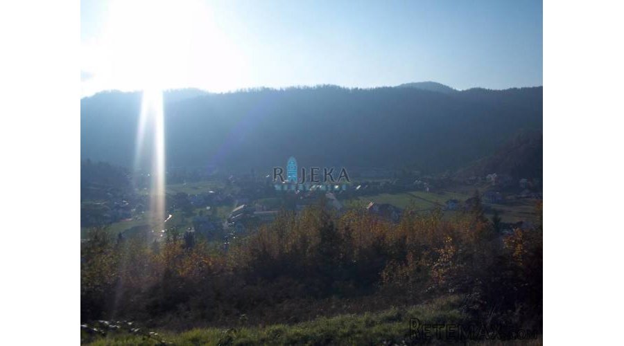 Gerovo, centar, potkrovlje za adaptaciju