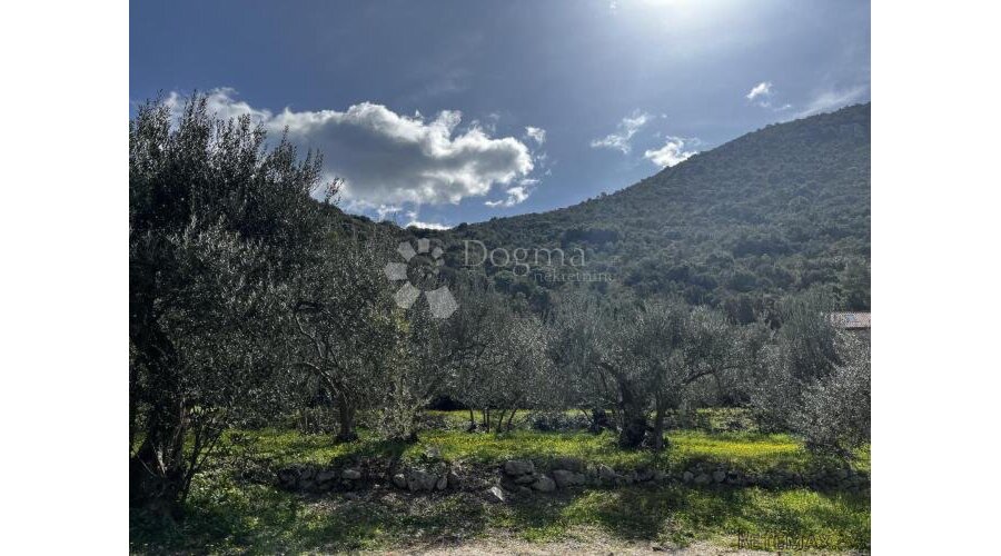 Pelješac, Građevinsko zemljište Trpanj - 3
