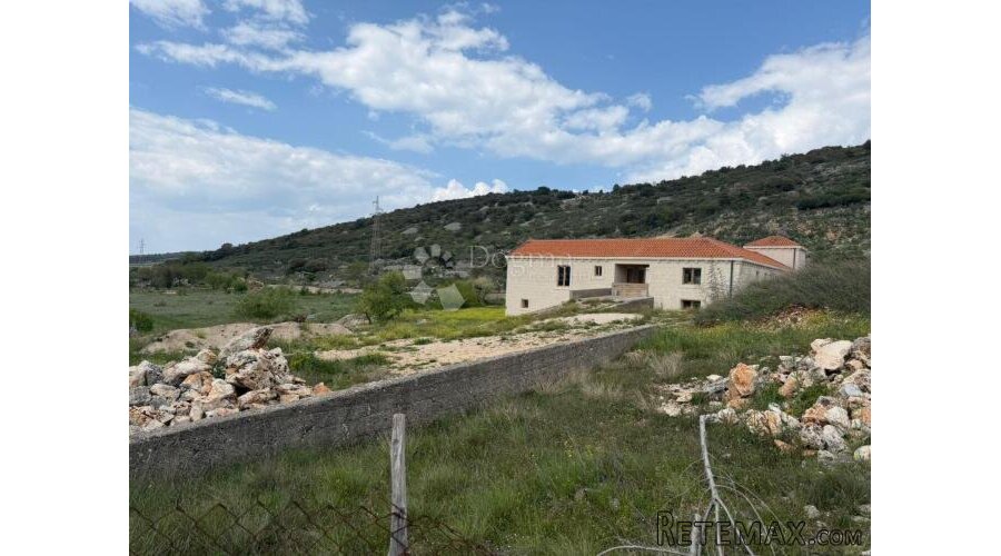 Mediteranska oaza privatnosti – kamena rezidencija na Braču - 2