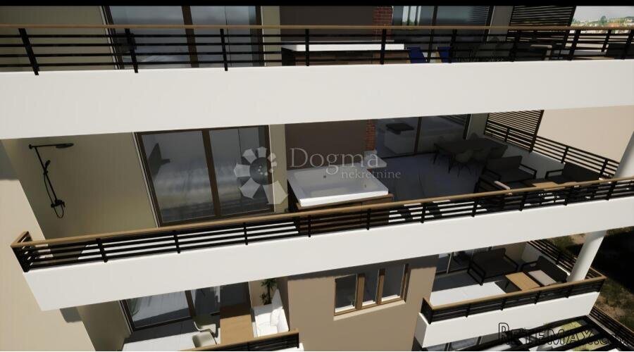 Penthouse sa pogledom na more, Makarska