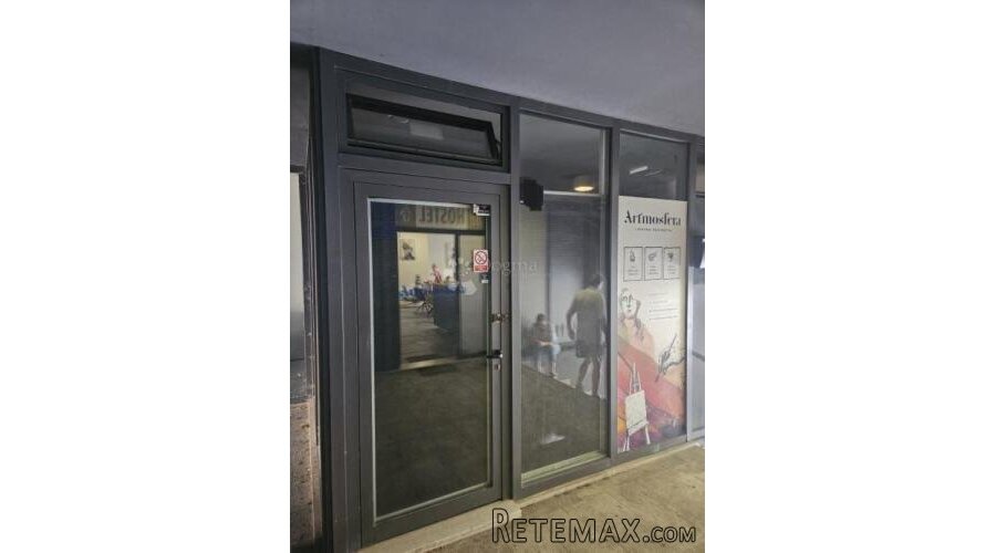 Poslovni prostor pored suda: Split 35m2