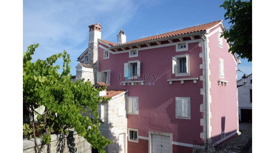 Tinjan, kamena kuća, stara villa