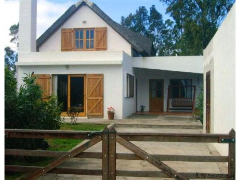 3 Bedroom House - For Rent -..