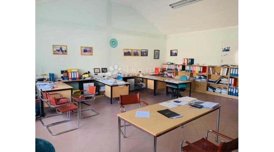 Poslovni prostor u Kastvu