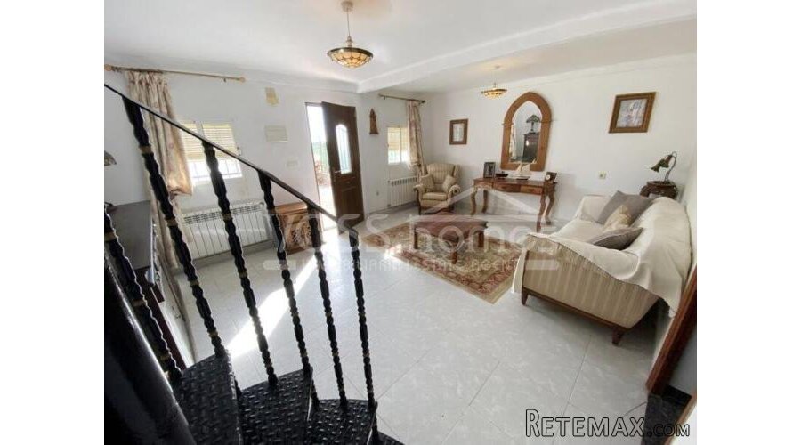 NEW & EXCLUSIVE TO VOSS HOMES - A spacious, 2 storey, 3.. - 5