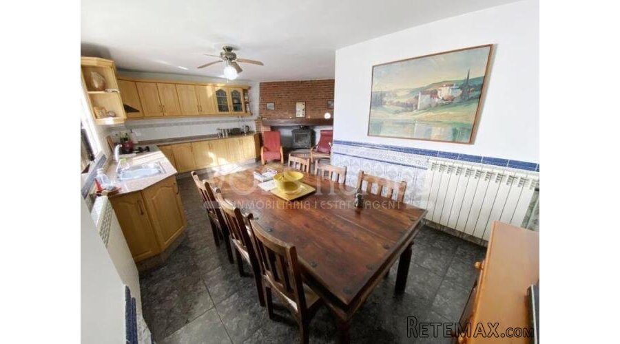 NEW & EXCLUSIVE TO VOSS HOMES - A spacious, 2 storey, 3.. - 9