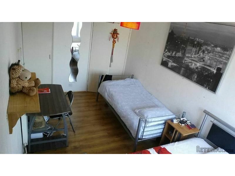 Roomshare In Bethnal Green With A Girl