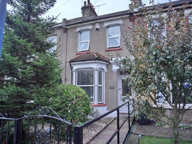 3 Bedrooms - Property - Kent - For Rent