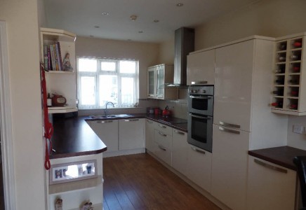 Property Wise - Estate Agents Isle of.. - 2
