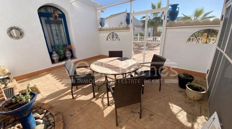 NEW LISTING TO VOSS HOMES - A huge, stunning, approx 490m2.. - 19