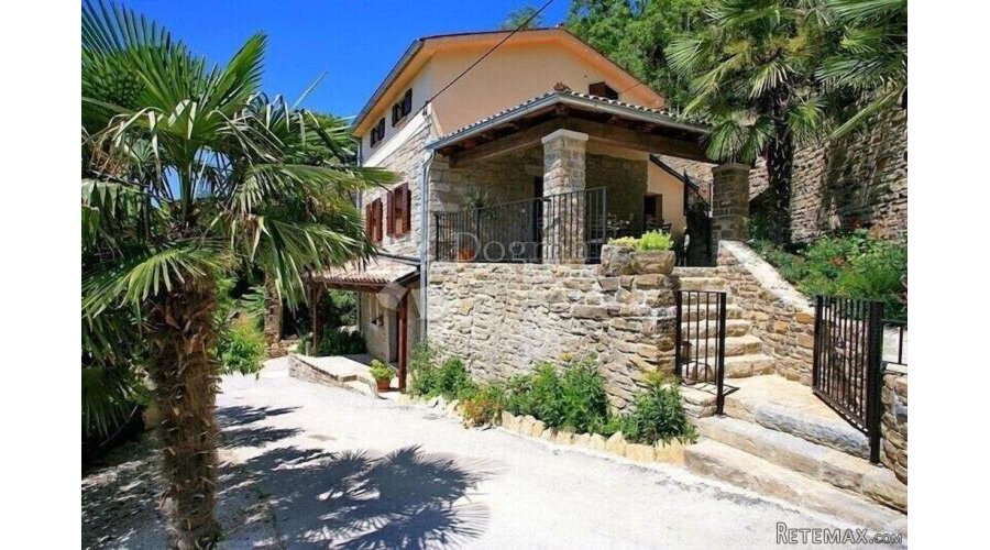 PREKRASNA AUTOHTONA ISTARSKA KUĆA SA PANORAMSKIM POGLEDOM - 3