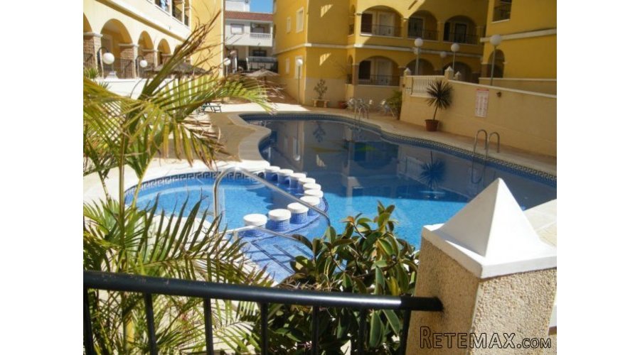Attractive first floor corner apartment in the popular.. - 2