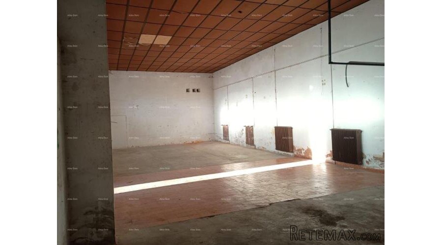 KRŠAN, Na prodaju –veliki poslovni prostor , 280 m² - 4