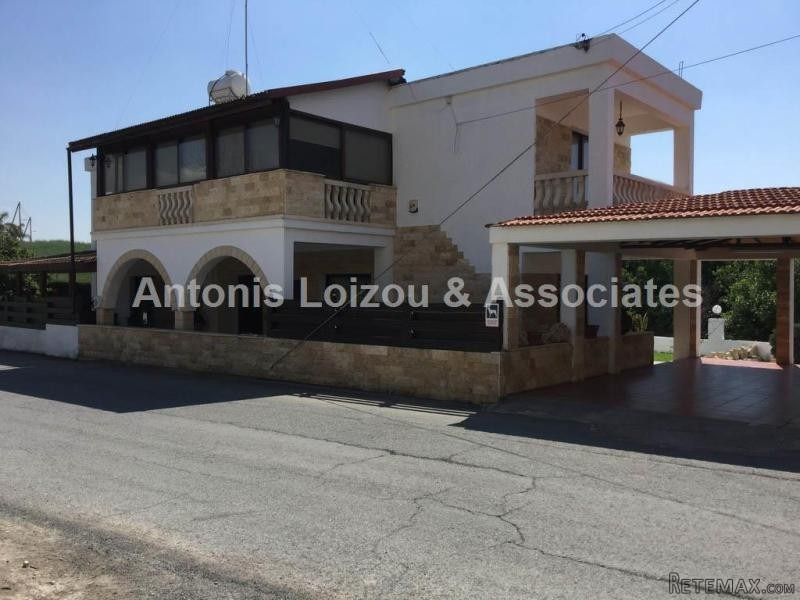 Three bedroom detached house in Timi..