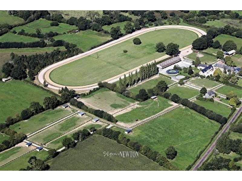 NORMANDY - Well appointed stud farm and..