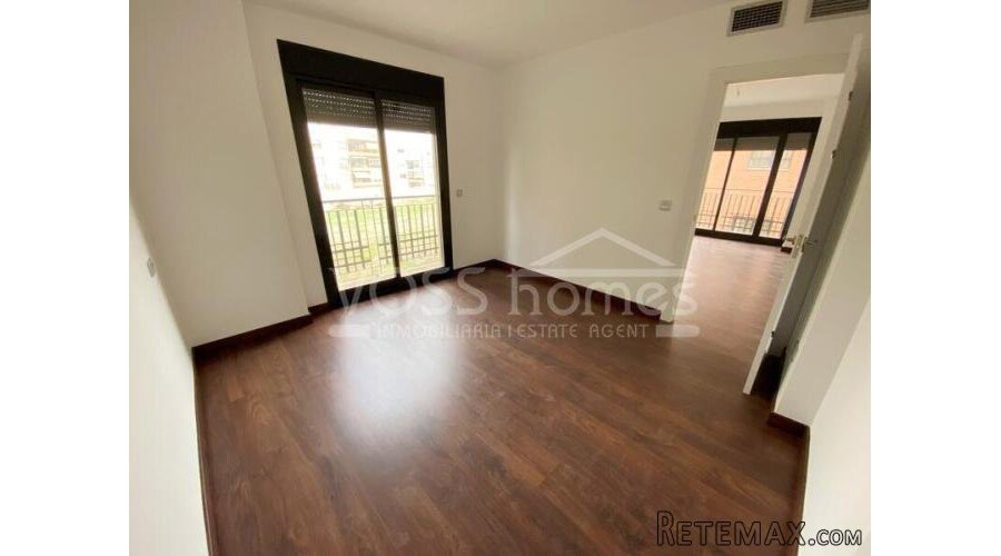 NEW LISTING TO VOSS HOMES - Recently built, modern 3 bed, 2.. - 6