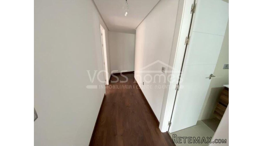 NEW LISTING TO VOSS HOMES - Recently built, modern 3 bed, 2.. - 10