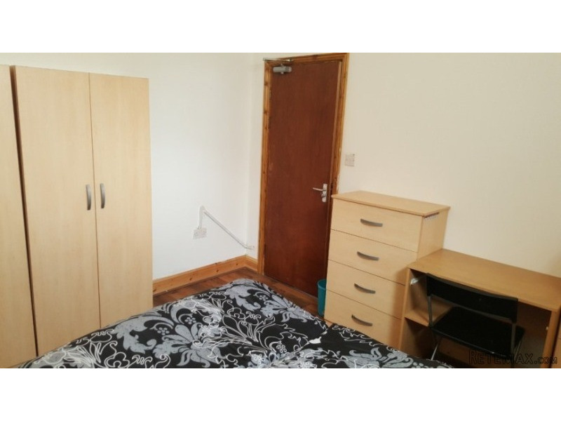 Double room, Zone 3, Leyton