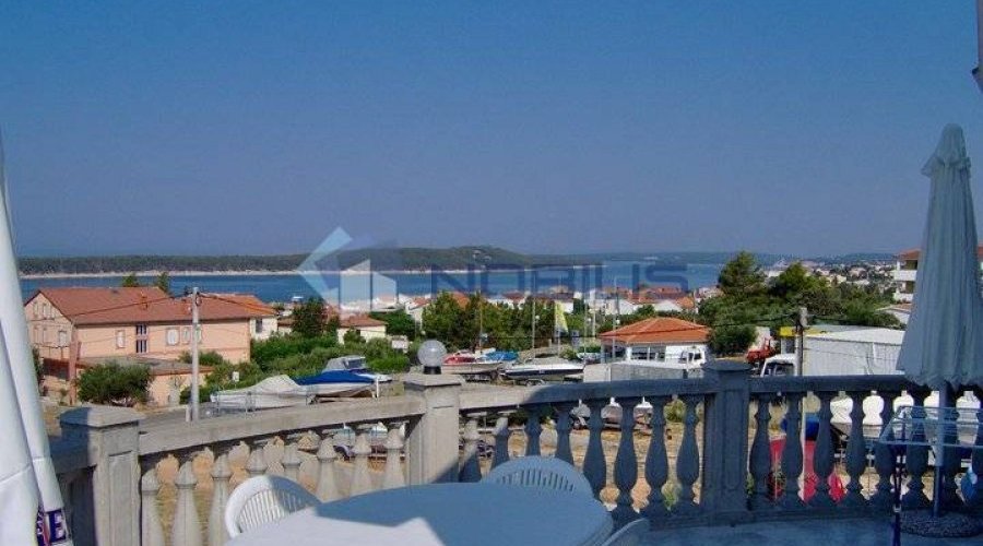Rab, Barbat, kuća s 8 apartmana - 6