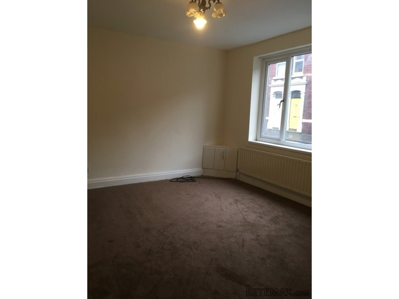 Plungington Road four bedroom house - 2