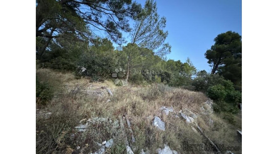 PUČIŠĆA, GRAĐEVINSKO ZEMLJIŠTE - 2