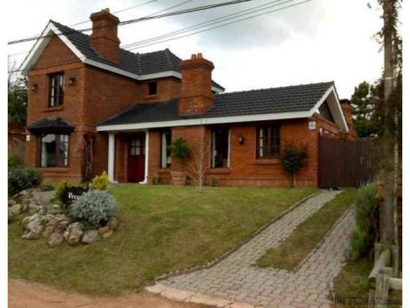 3 Bedroom House - For Rent - Bº Cordoba