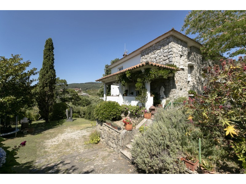 5 Bedrooms - Villa - Pontevedra - For..