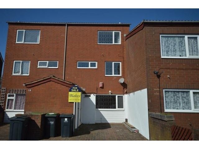 4 bedroom Town House For Sale: Kielder..