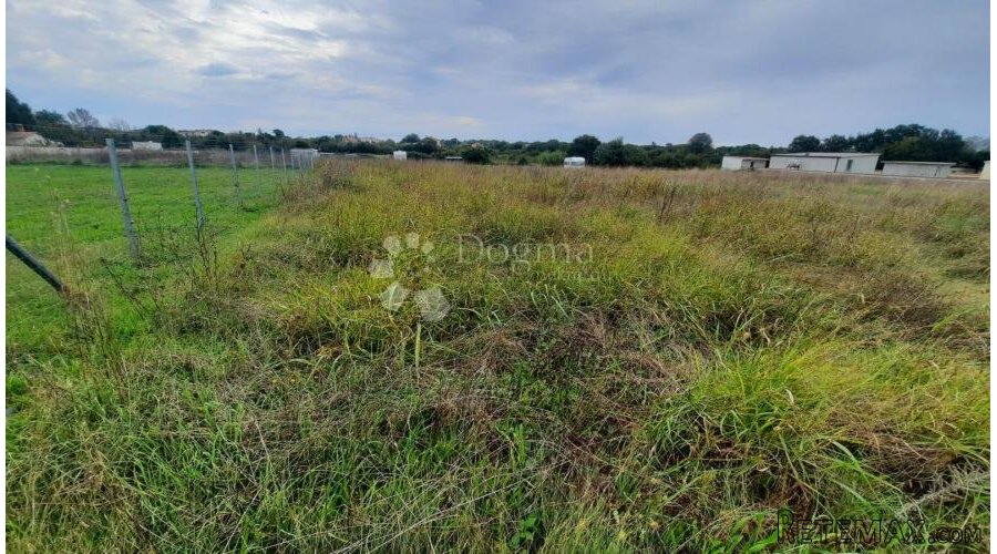 Poljoprivredno zemljište, Jadreški 500m2 - 2
