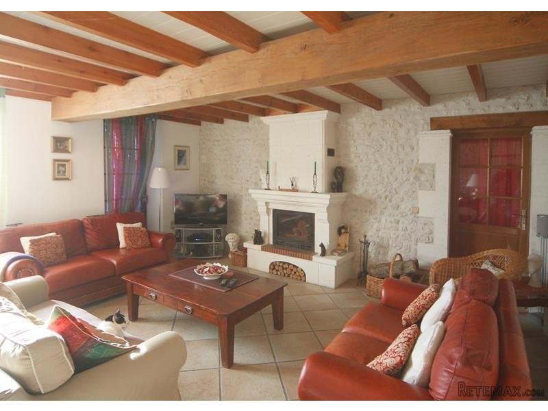 Former Charentaise Farm With Main.. - 2