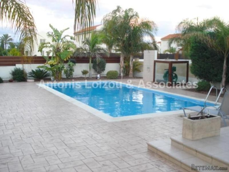Excellent 3 Bedroom House SHORT TERM.. - 2
