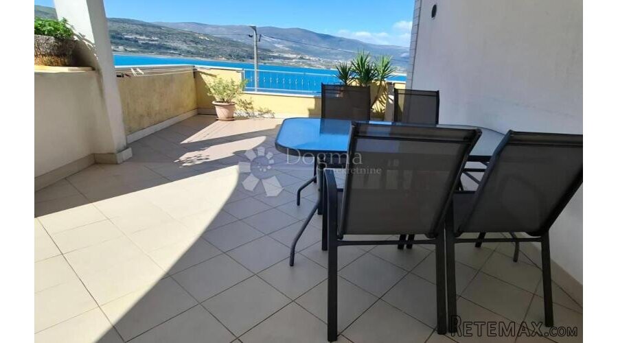 Apartmanska kuća, 70m od mora, Trogir