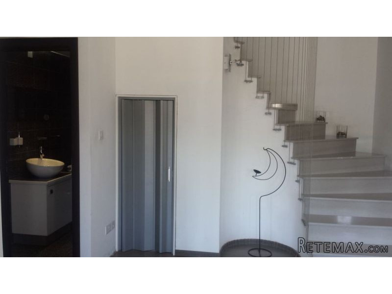 4 bedroom house for rent in Kaimakli - 2