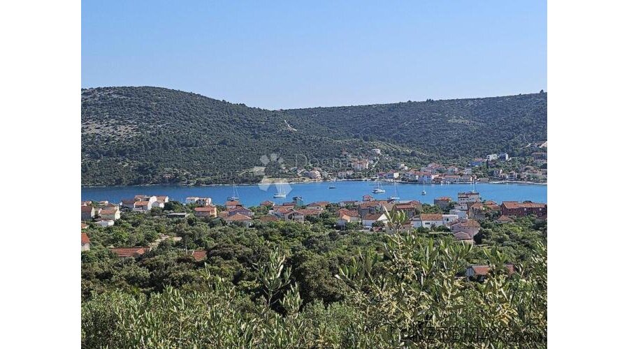 Građevinsko zemljište s pogledom na more