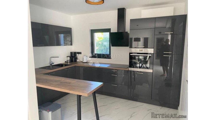 SRIMA - luksuzna apartmanska kuća nadomak mora - 2