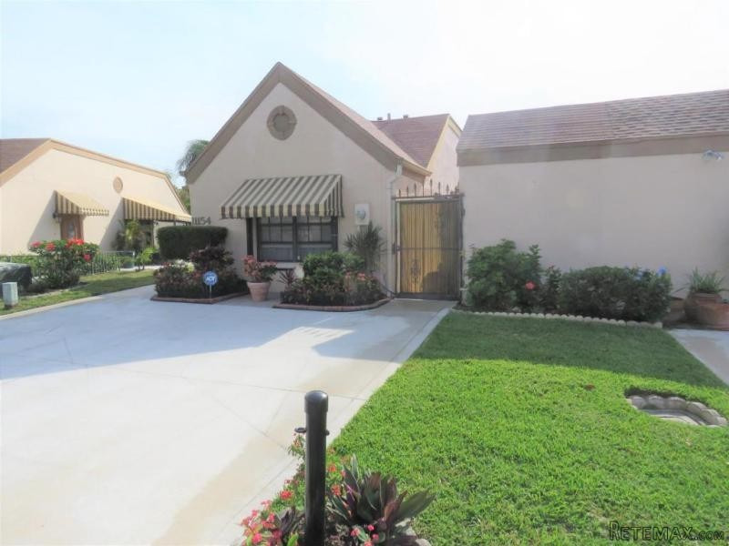 11154 Curry Dr, Palm Beach Gardens, FL..