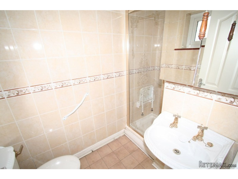 Honiton Close, Heywood, - 2