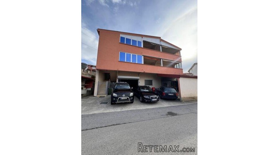 Stambeno-poslovni objekat, Bar 820.000€