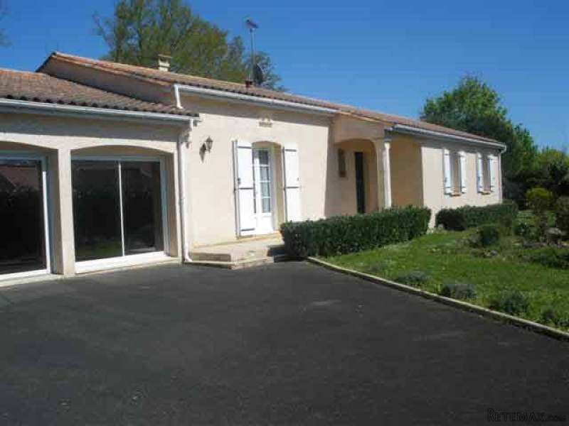 5 Bed Bungalow With Swimming Pool In..