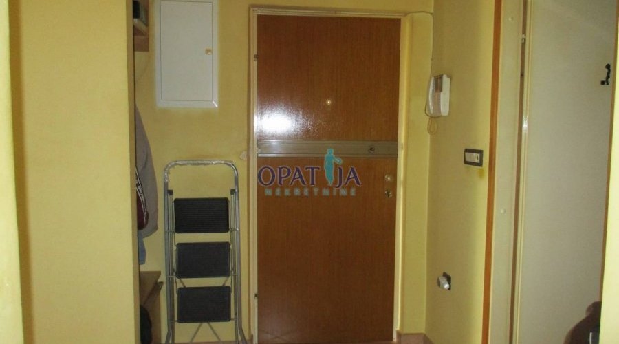 Lovran, blizina centra, 102 m2 - 2