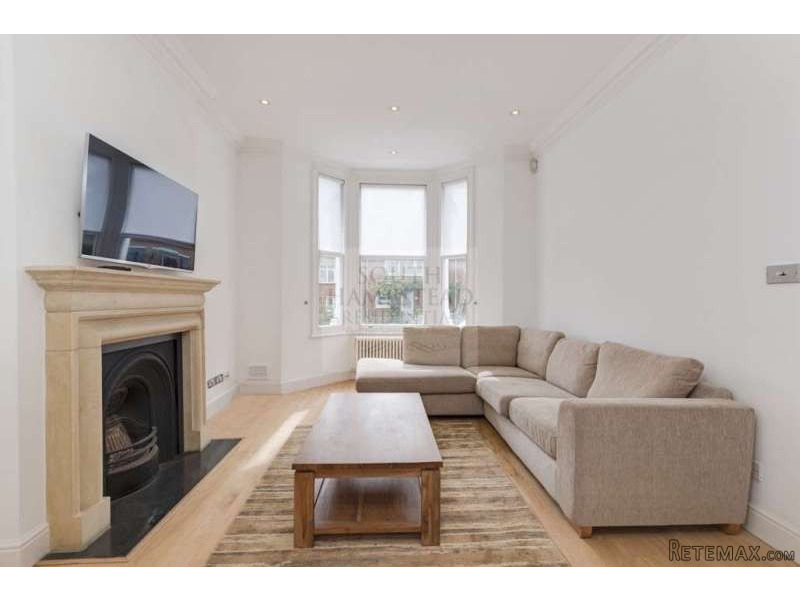 26 Kemplay Road