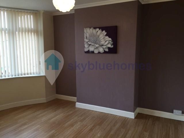 House - MODERN 3 bedroom FAMILY HOME...