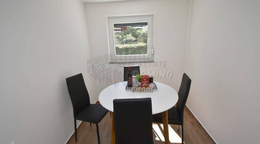 Apartman u prizemlju zgrade-adaptirano!! - 8