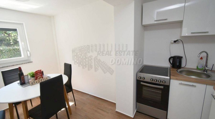 Apartman u prizemlju zgrade-adaptirano!! - 9